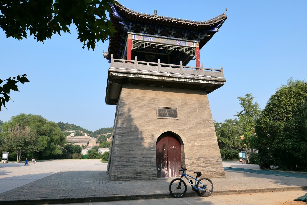 骑行康店，看看最土豪的康百万