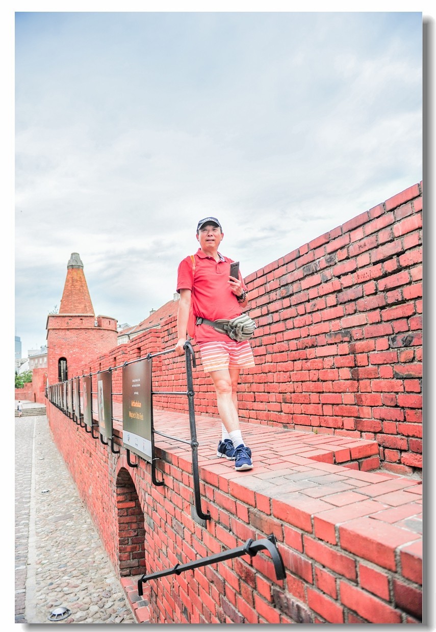 人在波兰老城（华沙）