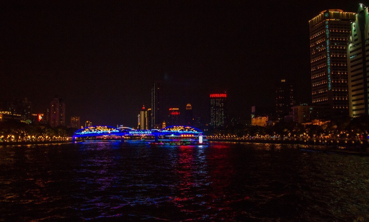 珠江两岸夜色美
