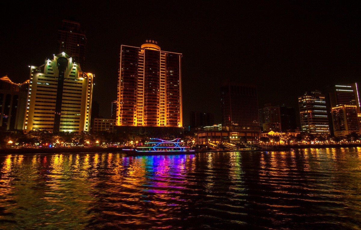 珠江两岸夜色美
