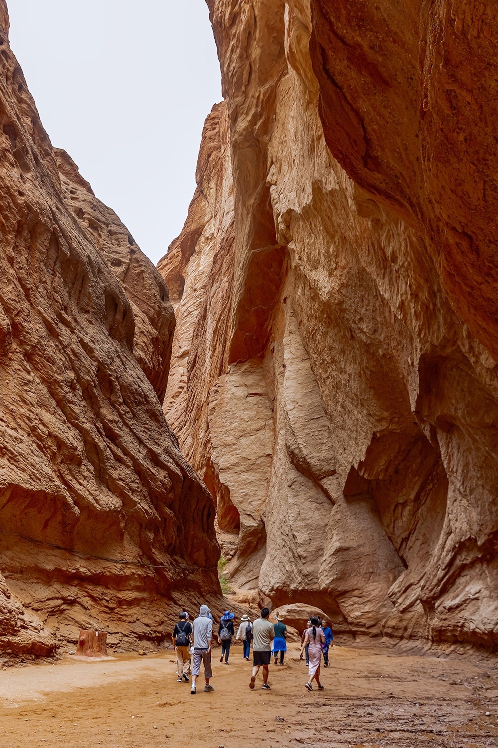 旅游记录 ：新疆 · 穿越独库公路 · 第三天 · 库车 · 天山神秘大峡谷