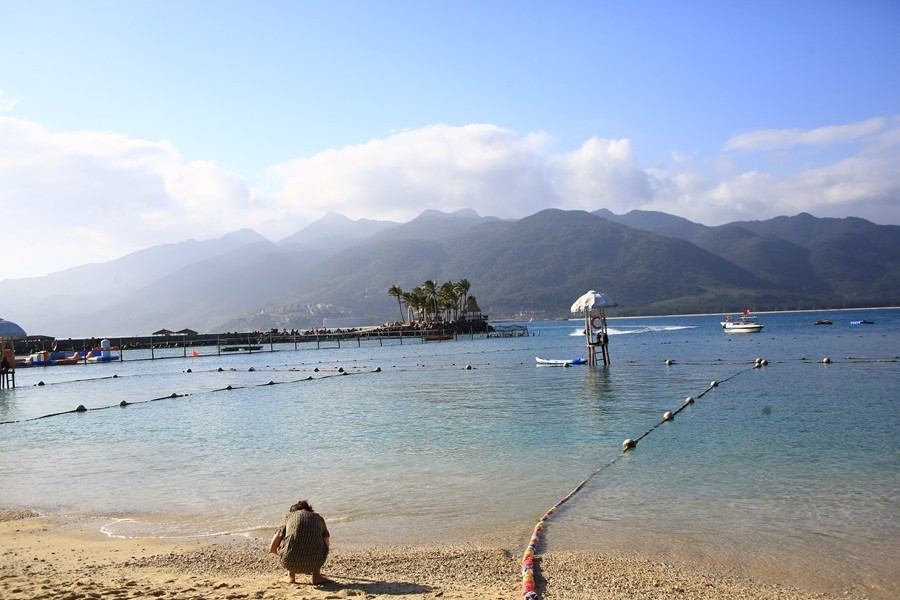《不老松：忆海南游记》去往分界洲島船上拍！