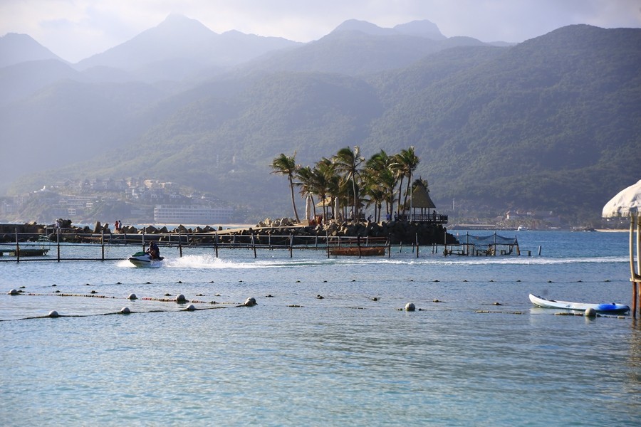 《不老松：忆海南游记》去往分界洲島船上拍！