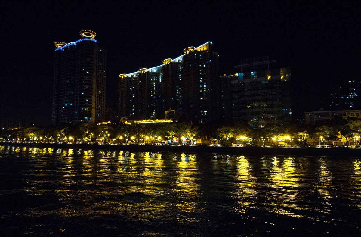 珠江两岸夜色美