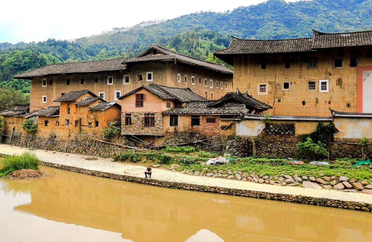福建 --- 永定土楼