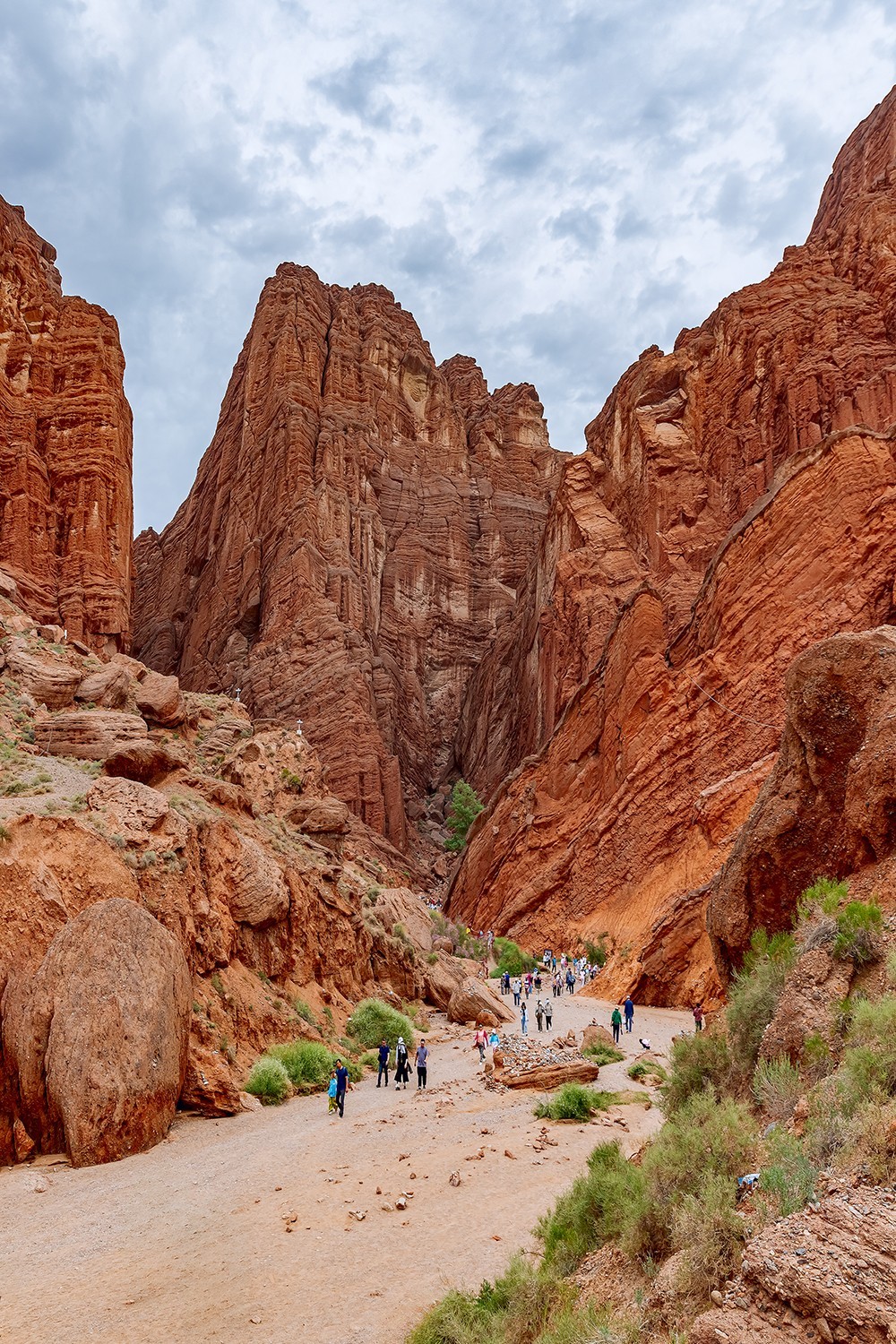 旅游记录 ：新疆 · 穿越独库公路 · 第三天 · 库车 · 天山神秘大峡谷