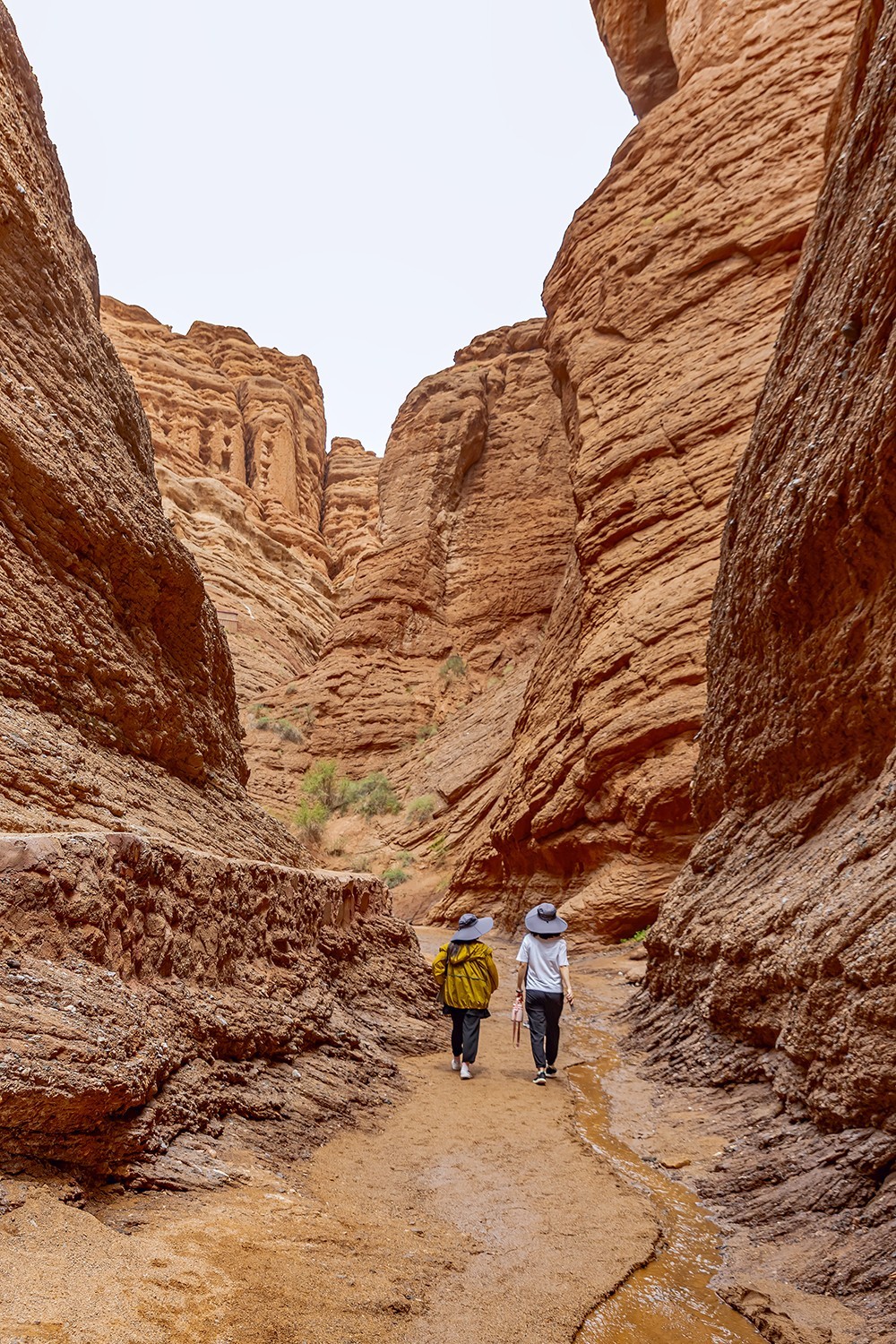 旅游记录 ：新疆 · 穿越独库公路 · 第三天 · 库车 · 天山神秘大峡谷