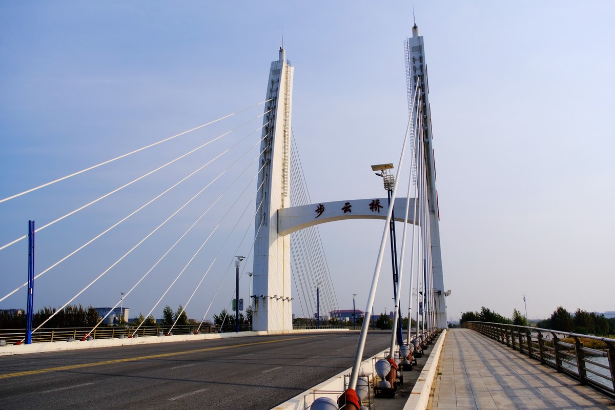 秋意浓，寒意袭，转眼年将尽…