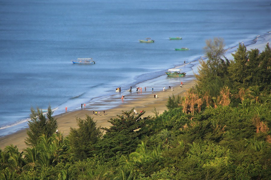 《不老松：忆海南游记！》（22）三亚海滨美景！