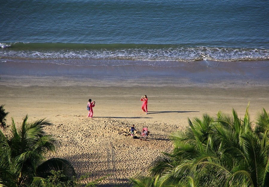 《不老松：忆海南游记！》（22）三亚海滨美景！