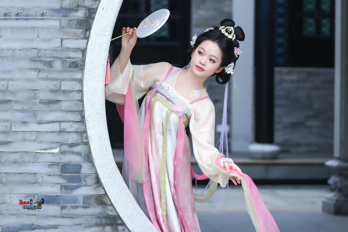 【小唐风少女】---小越