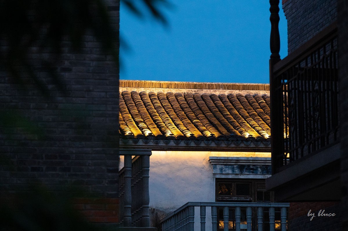 夜幕降临下的干河街（下）