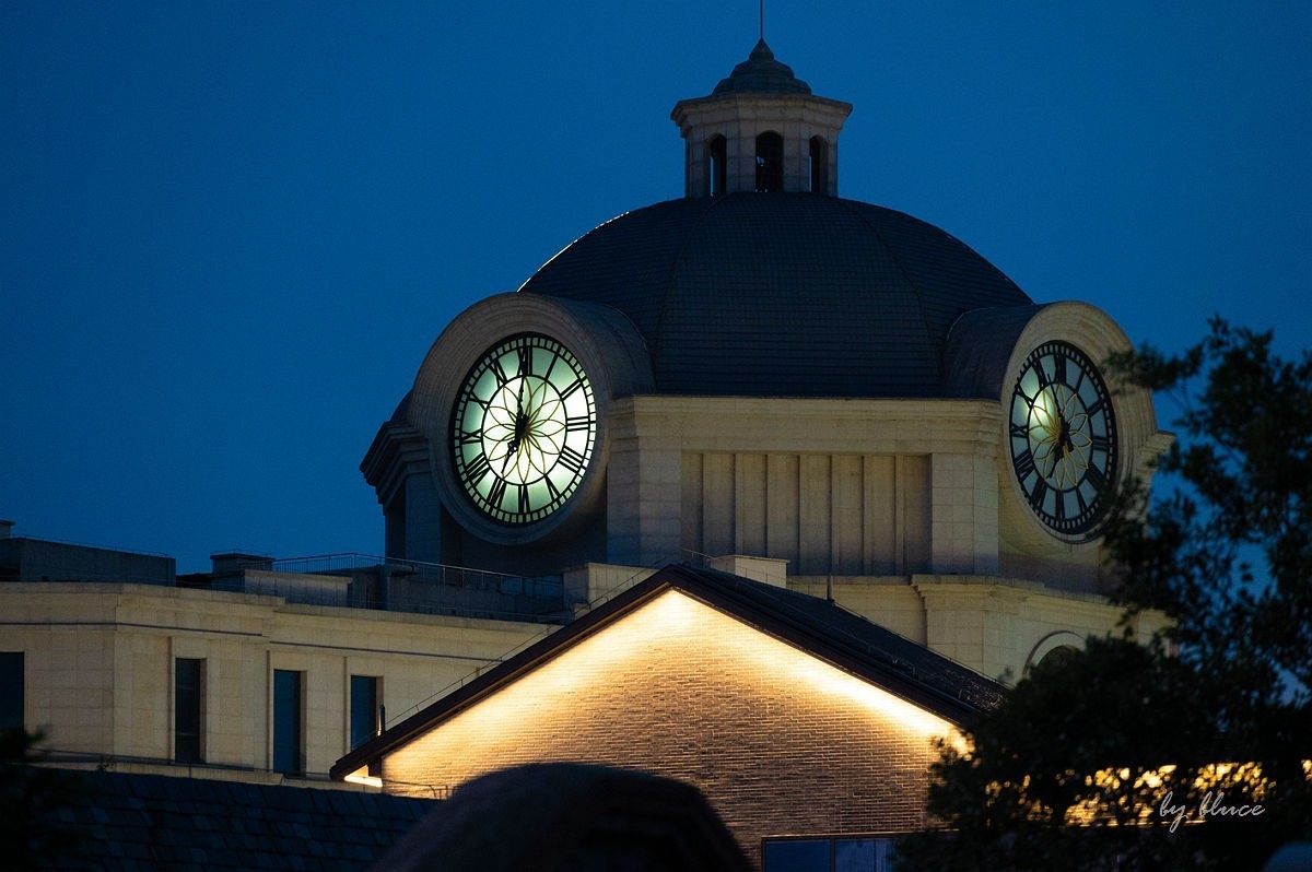 夜幕降临下的干河街（下）