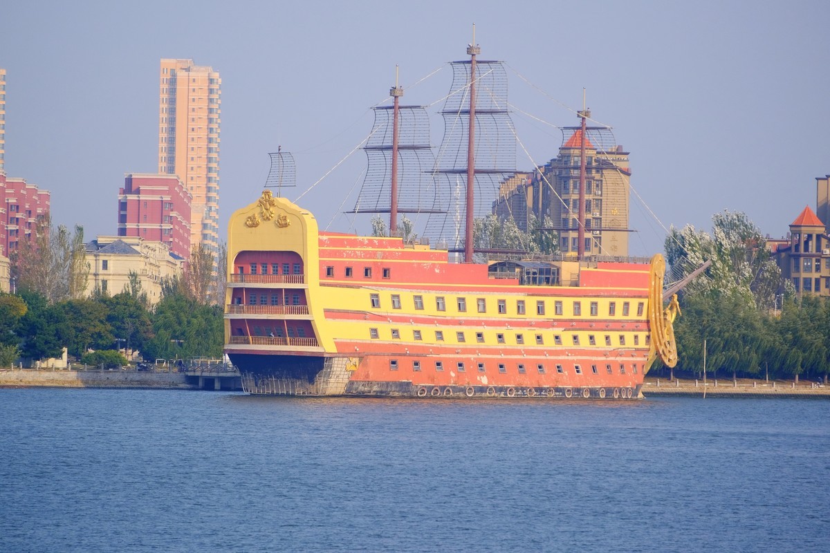 秋意浓，寒意袭，转眼年将尽…