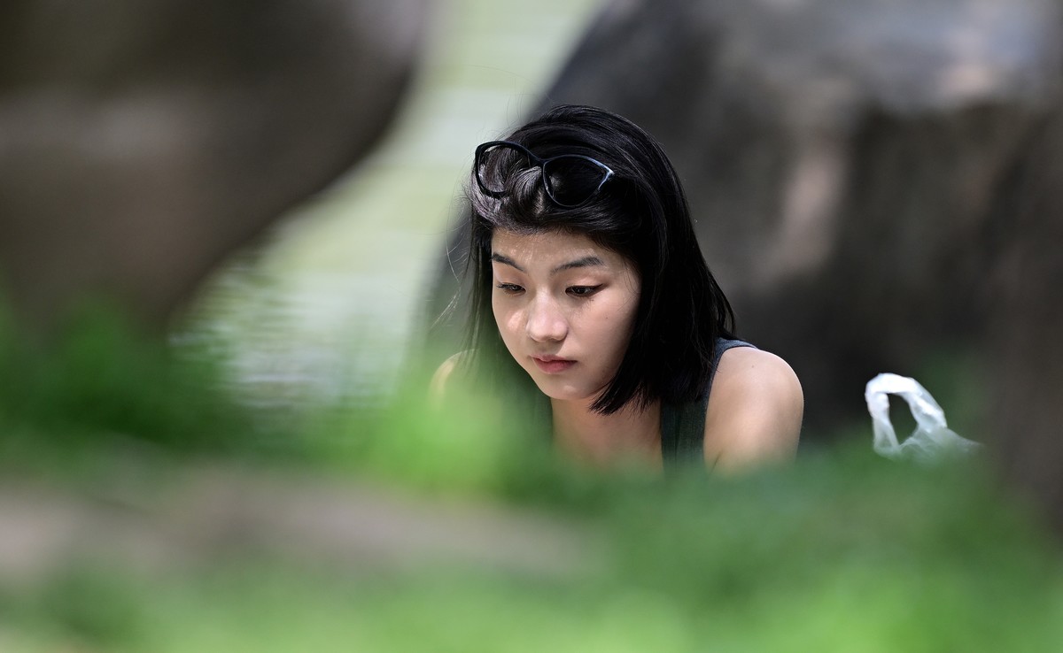 蹭拍美女一组，如有冒犯，请谅解