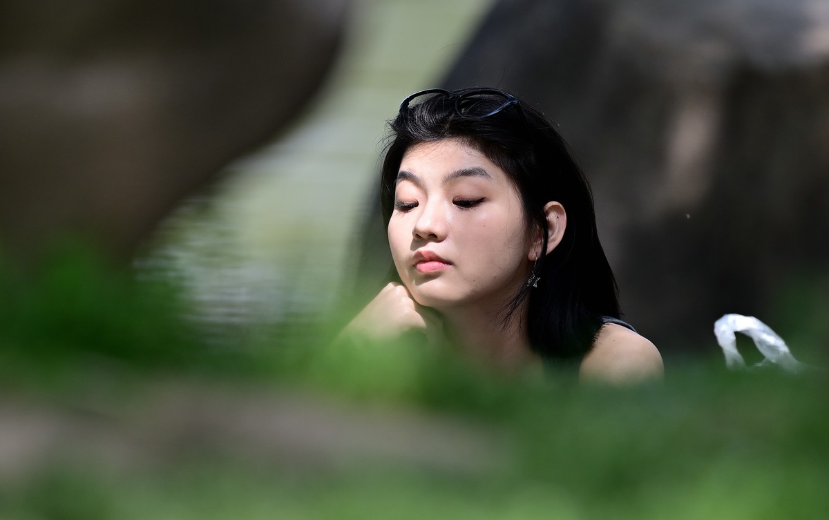 蹭拍美女一组，如有冒犯，请谅解