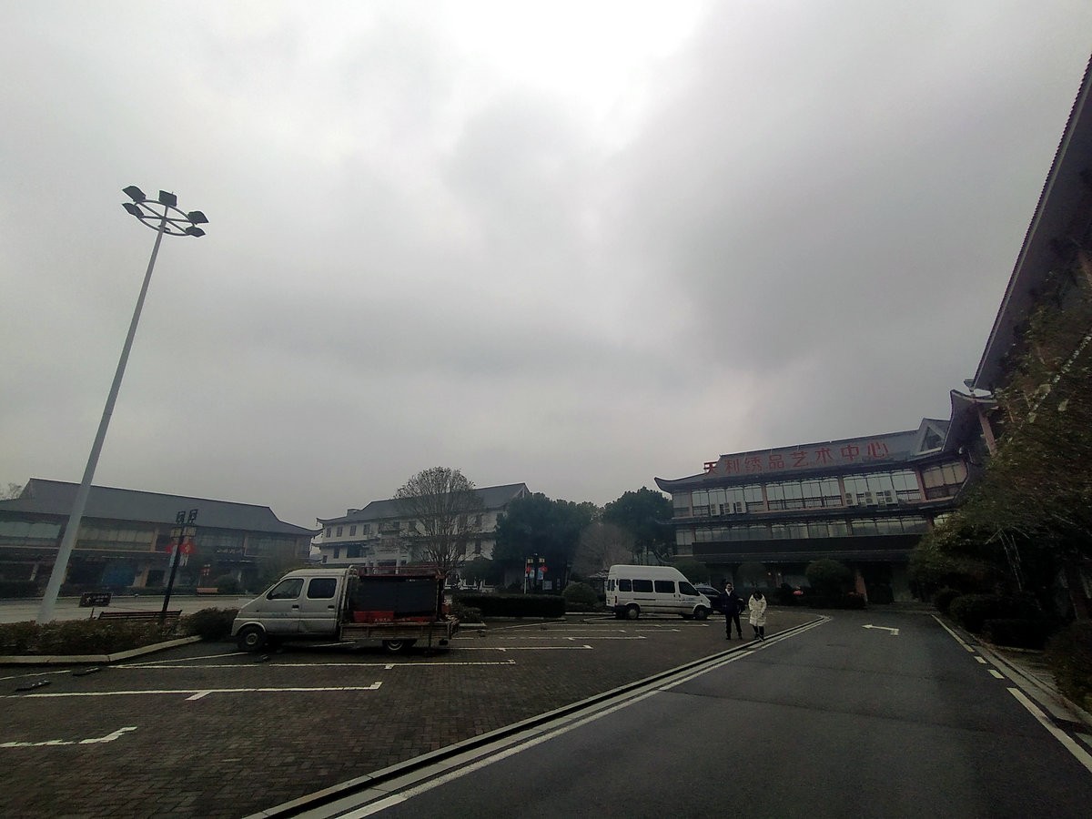 漫步星城 走街串巷（180）企盼阳光