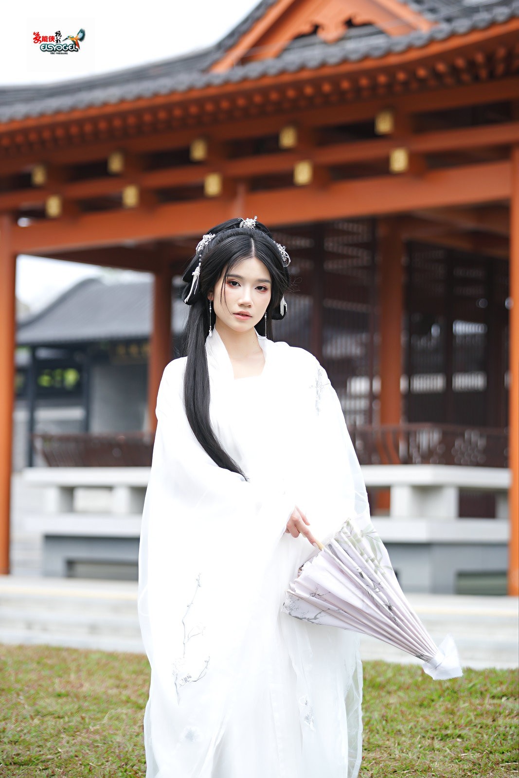 【春日等烟雨】---周游