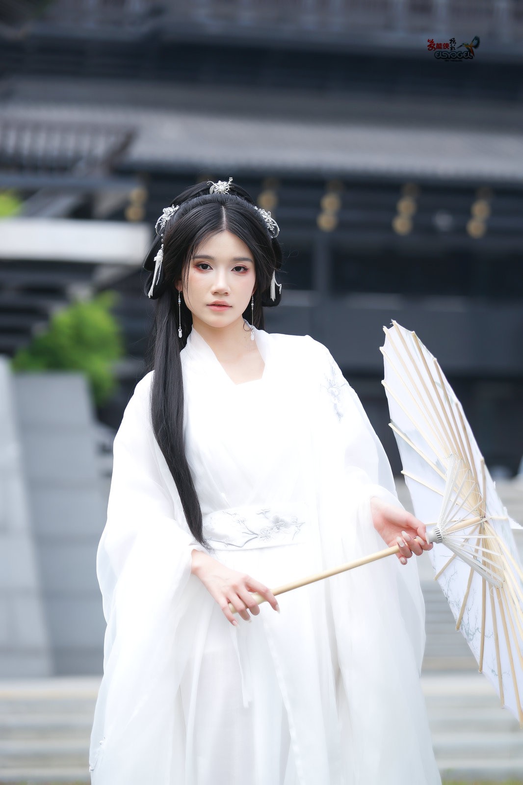 【春日等烟雨】---周游