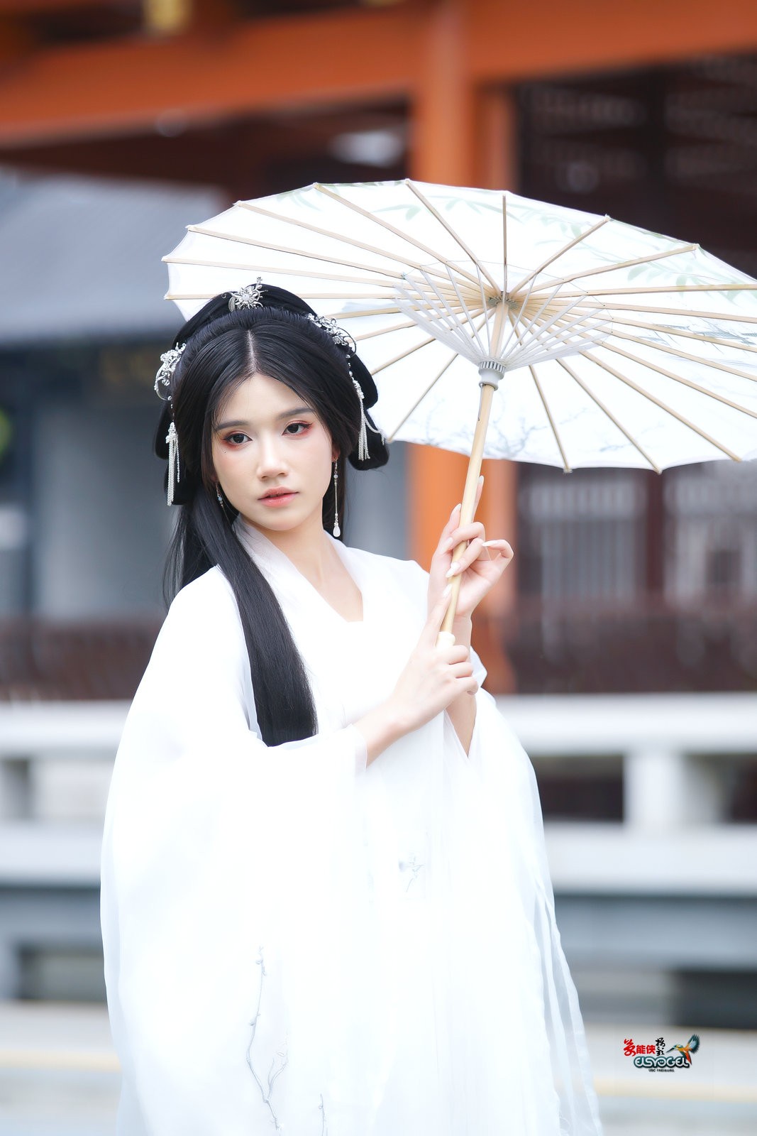 【春日等烟雨】---周游