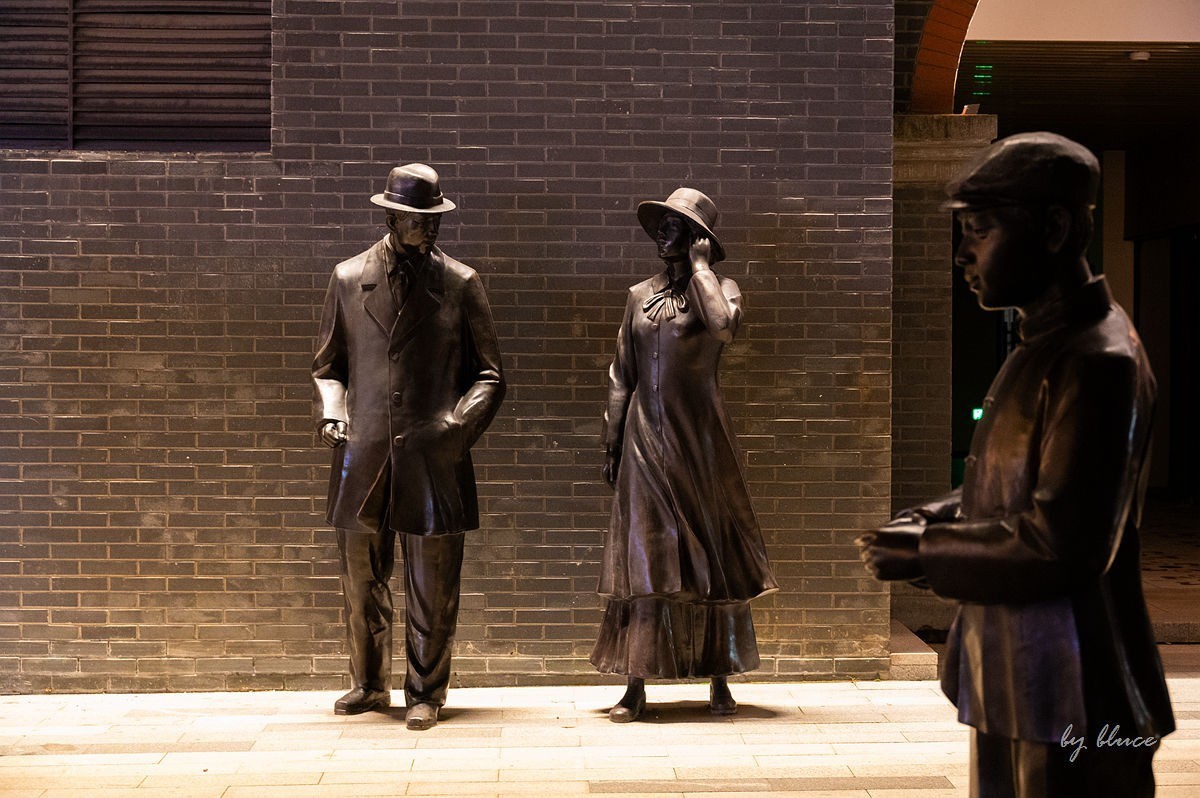 夜幕降临下的干河街（下）