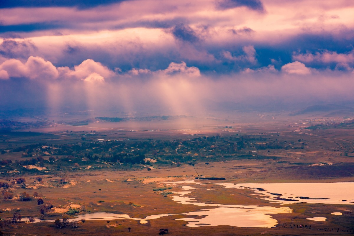 坝上晨光（续一）。