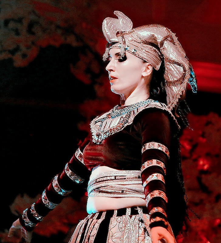 《不老松：纪实摄影》海拉尔文艺晚会！俄罗斯人的表演！ (3)