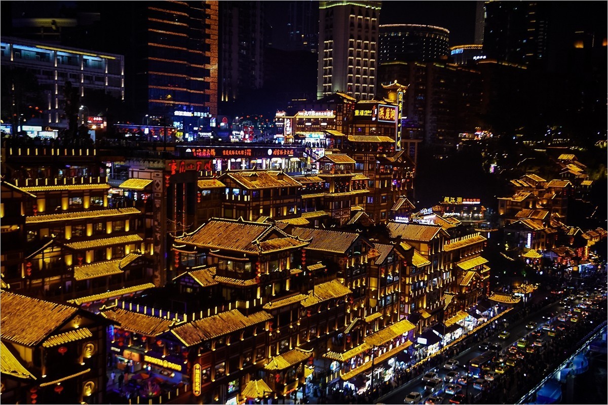 2024年第0596贴-洪崖洞纪实游拍（0806）