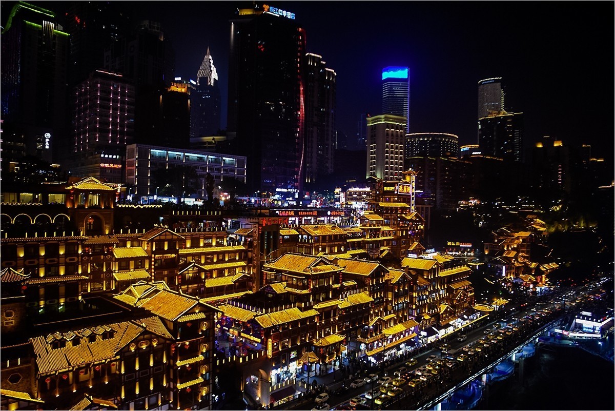 2024年第0596贴-洪崖洞纪实游拍（0806）