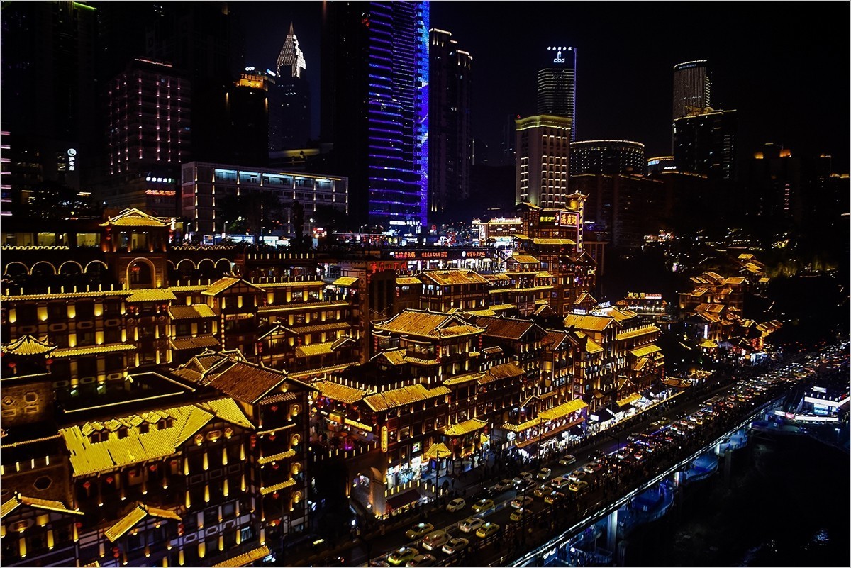 2024年第0596贴-洪崖洞纪实游拍（0806）