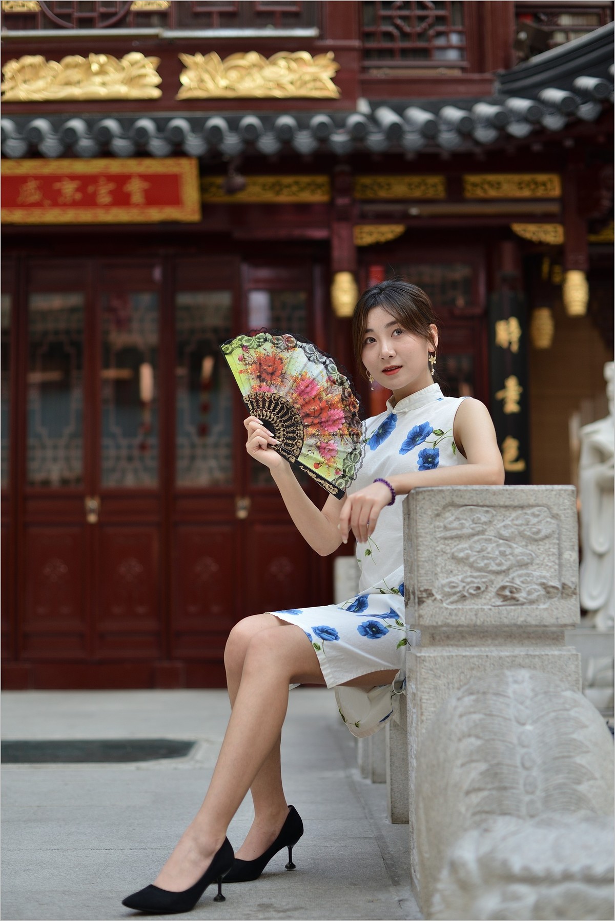 中街龙城拍的美女