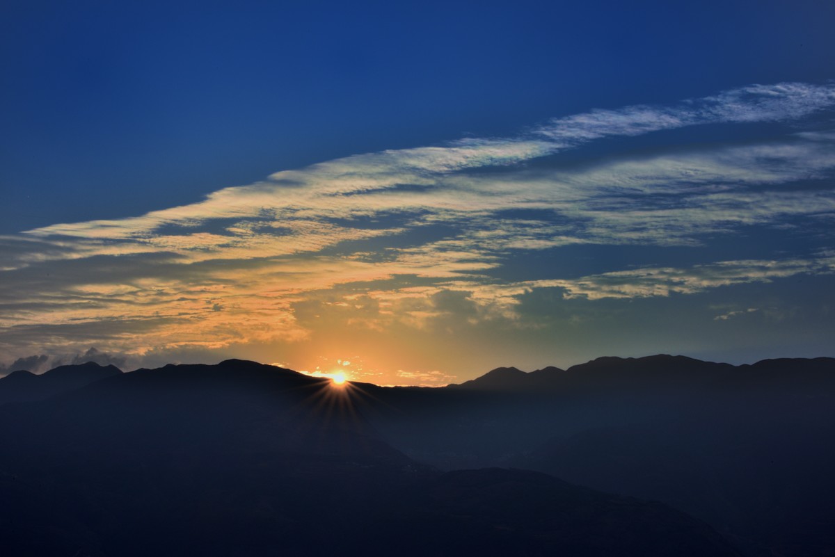 晨拍红土地【下】