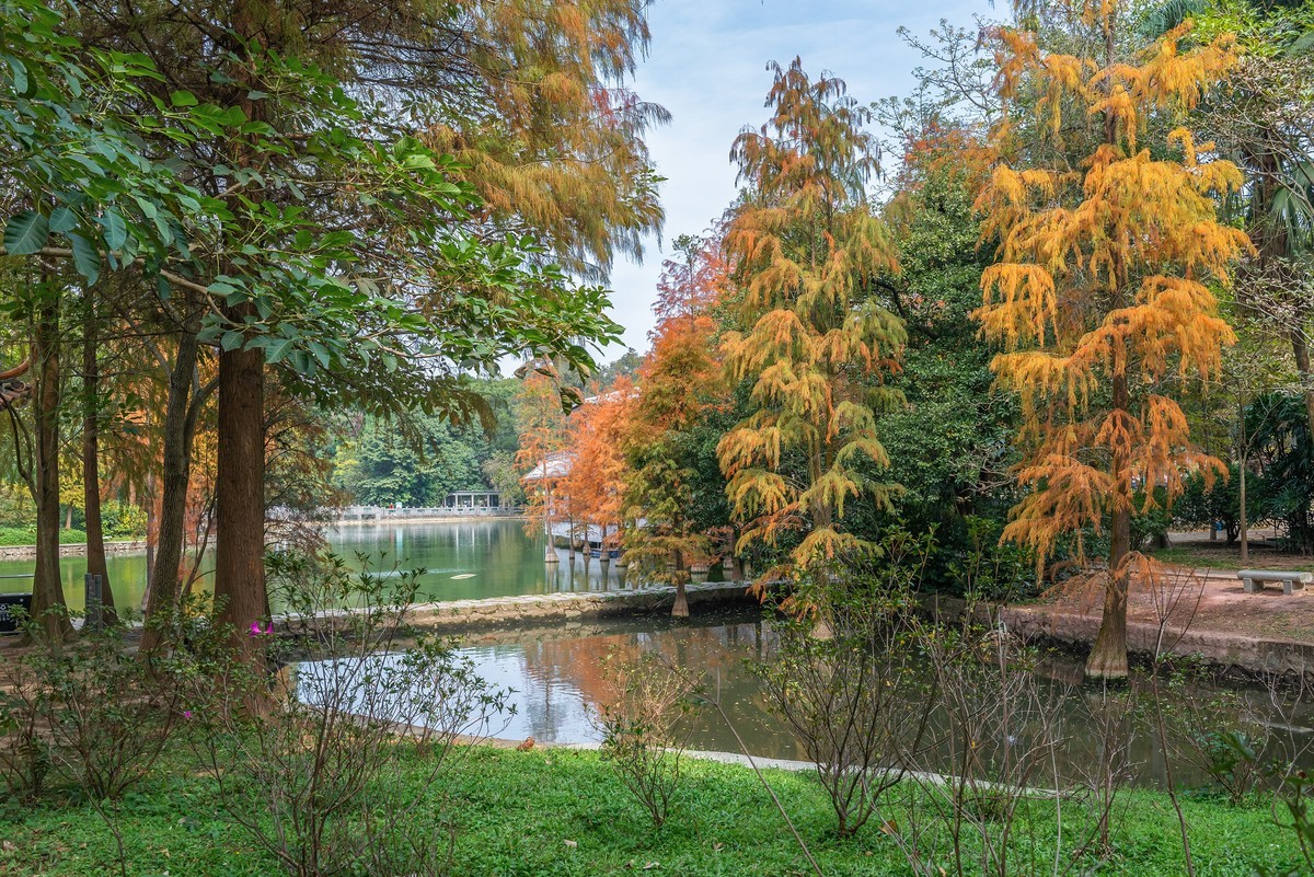 广州白云山黄婆洞风光