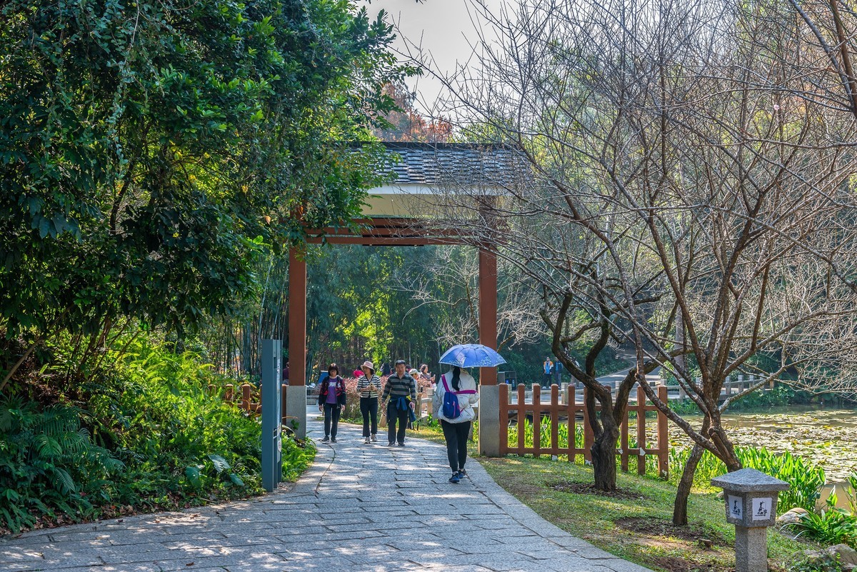 广州白云山黄婆洞风光