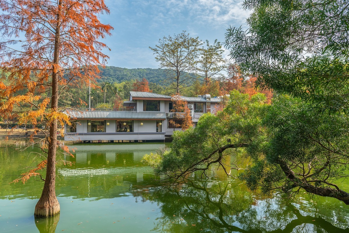 广州白云山黄婆洞风光