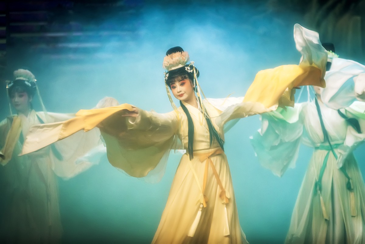 （青春版）大型神话川剧《芙蓉花仙》（采花）