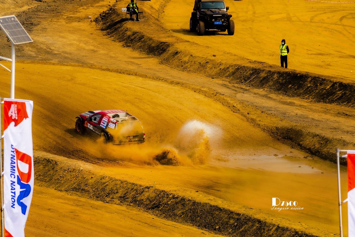 百年赛道飙车（99）