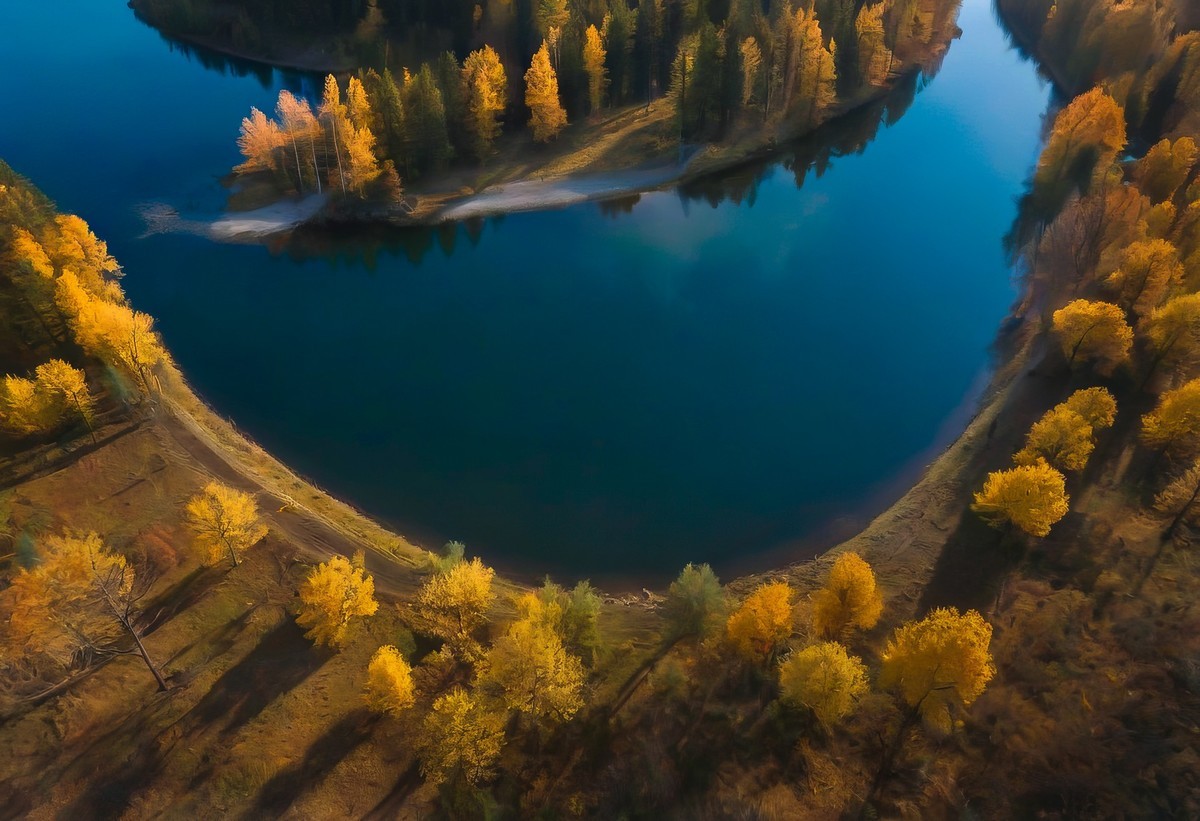湖泊给予的温柔慰藉