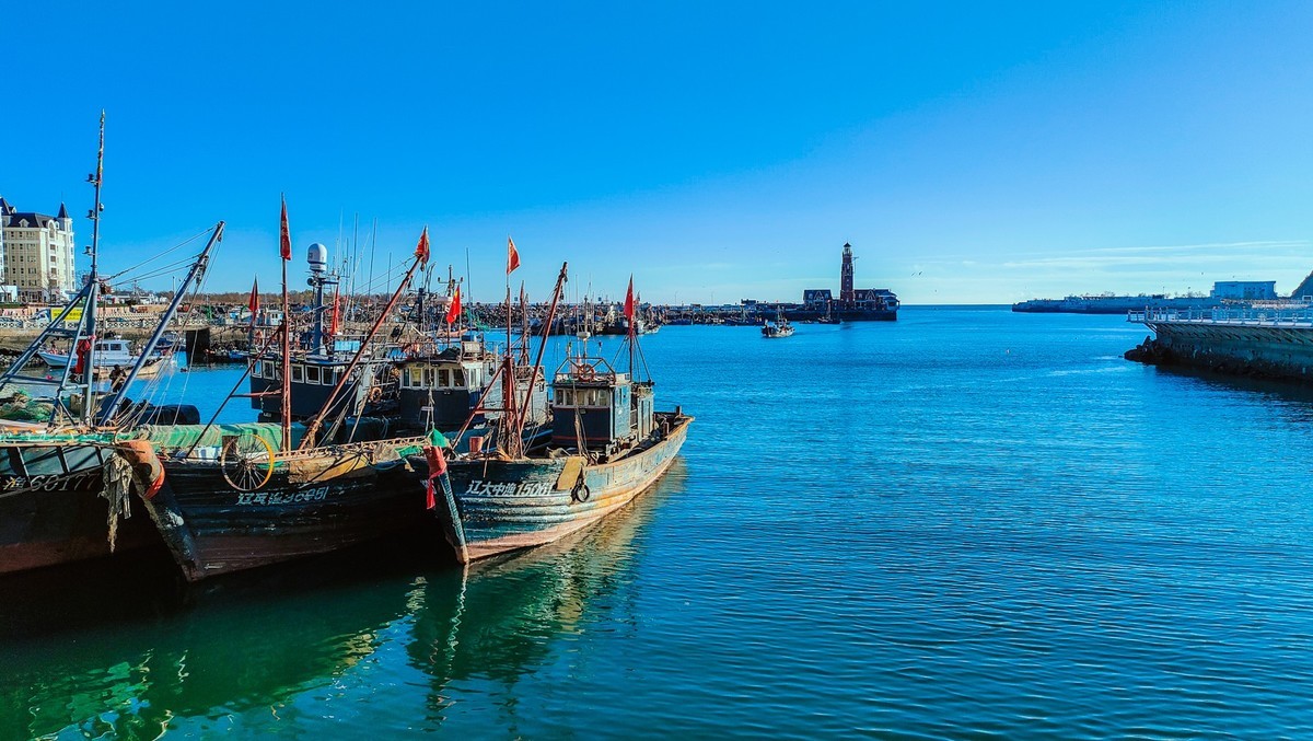 大 连 的 海 ------ 渔 人 码 头