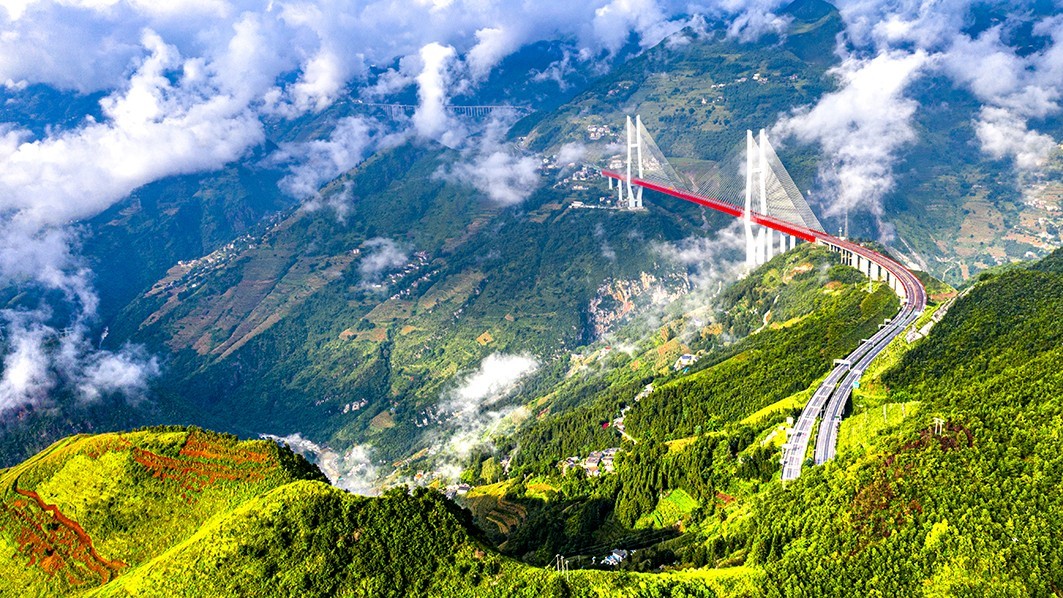 世界第一高桥——北盘江第一桥掠影