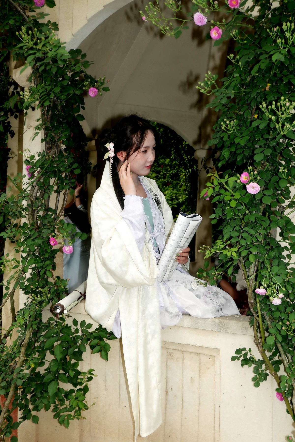 花园中的美女！