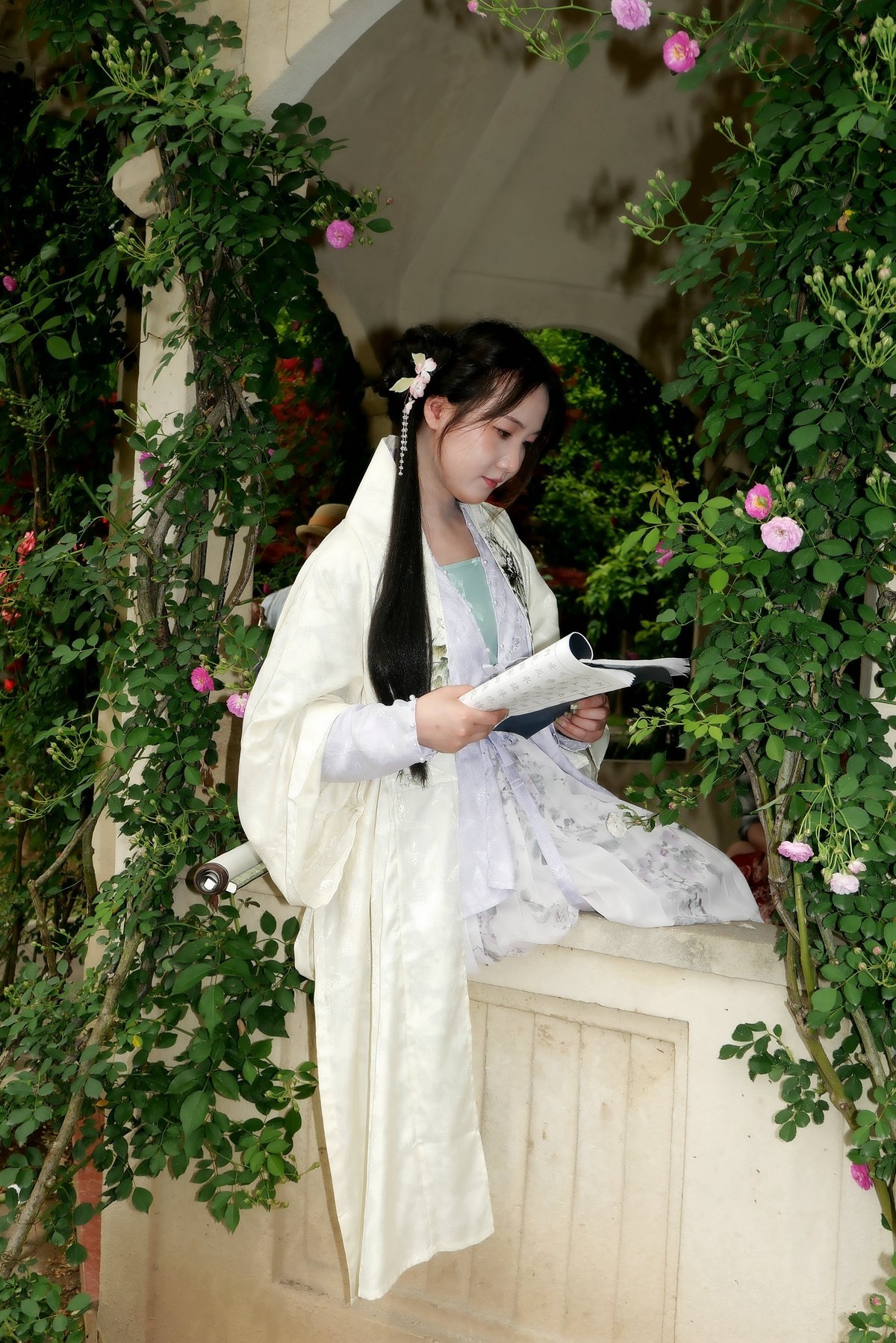 花园中的美女！