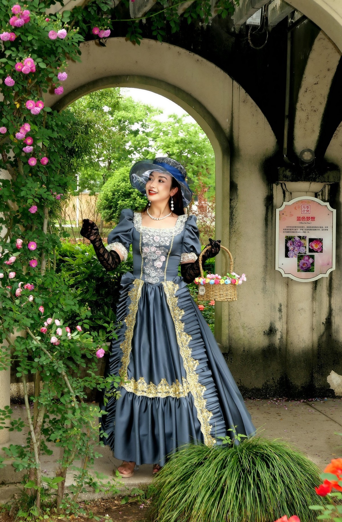 花园中的美女！