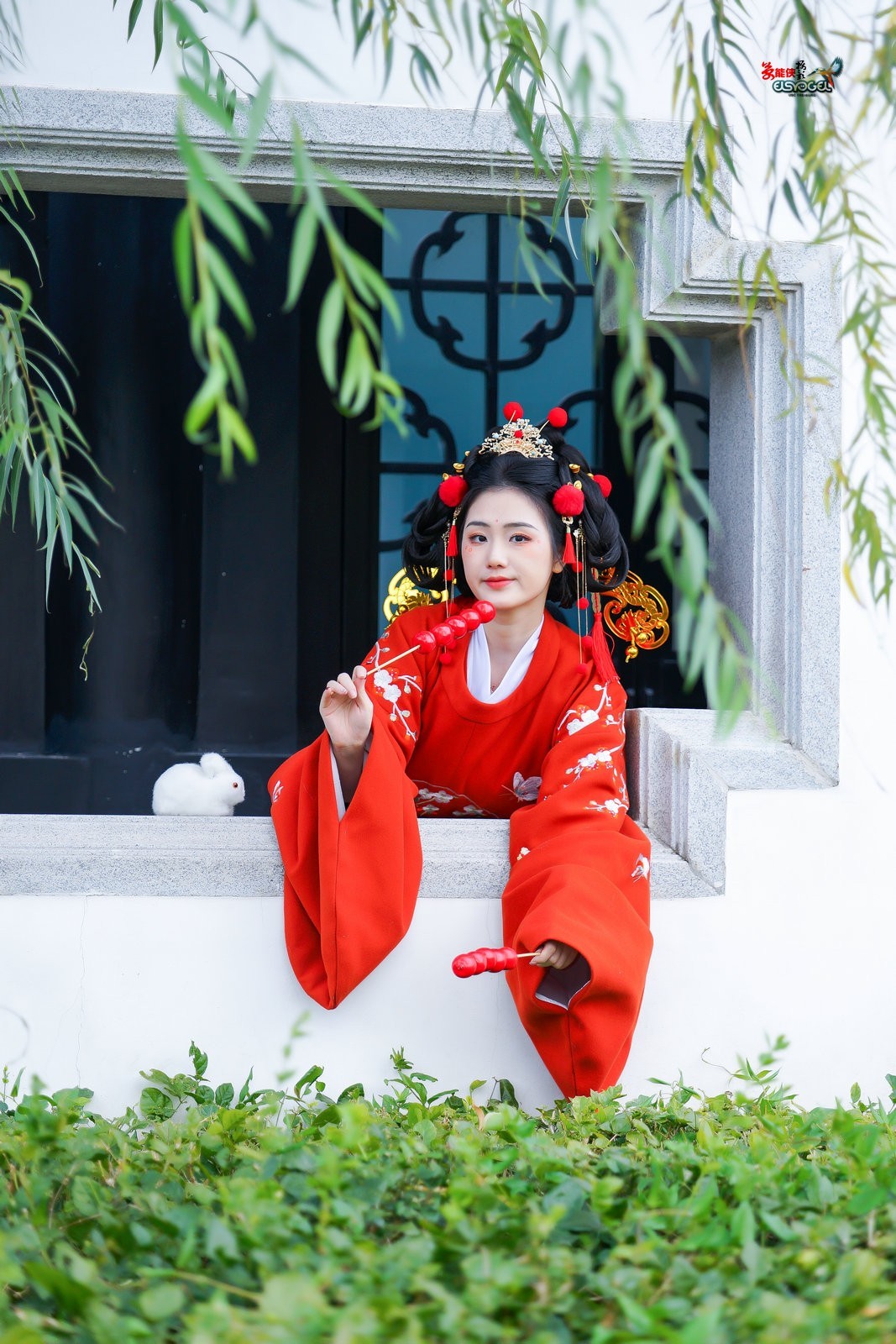 【新年财神少女】--- 半鹿