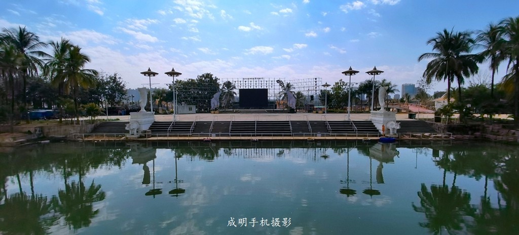 走进改造即将竣工的告庄西双景星光夜市