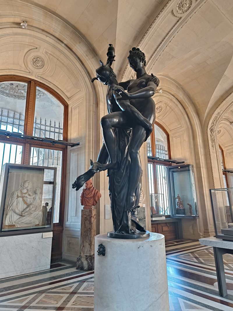 25.3.21走进法国卢浮宫