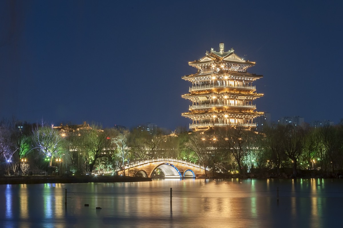 2025明湖夜色美-5