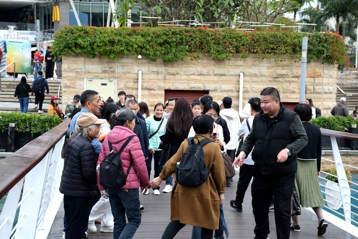 2025春节 广东行（118）感受深圳的繁华