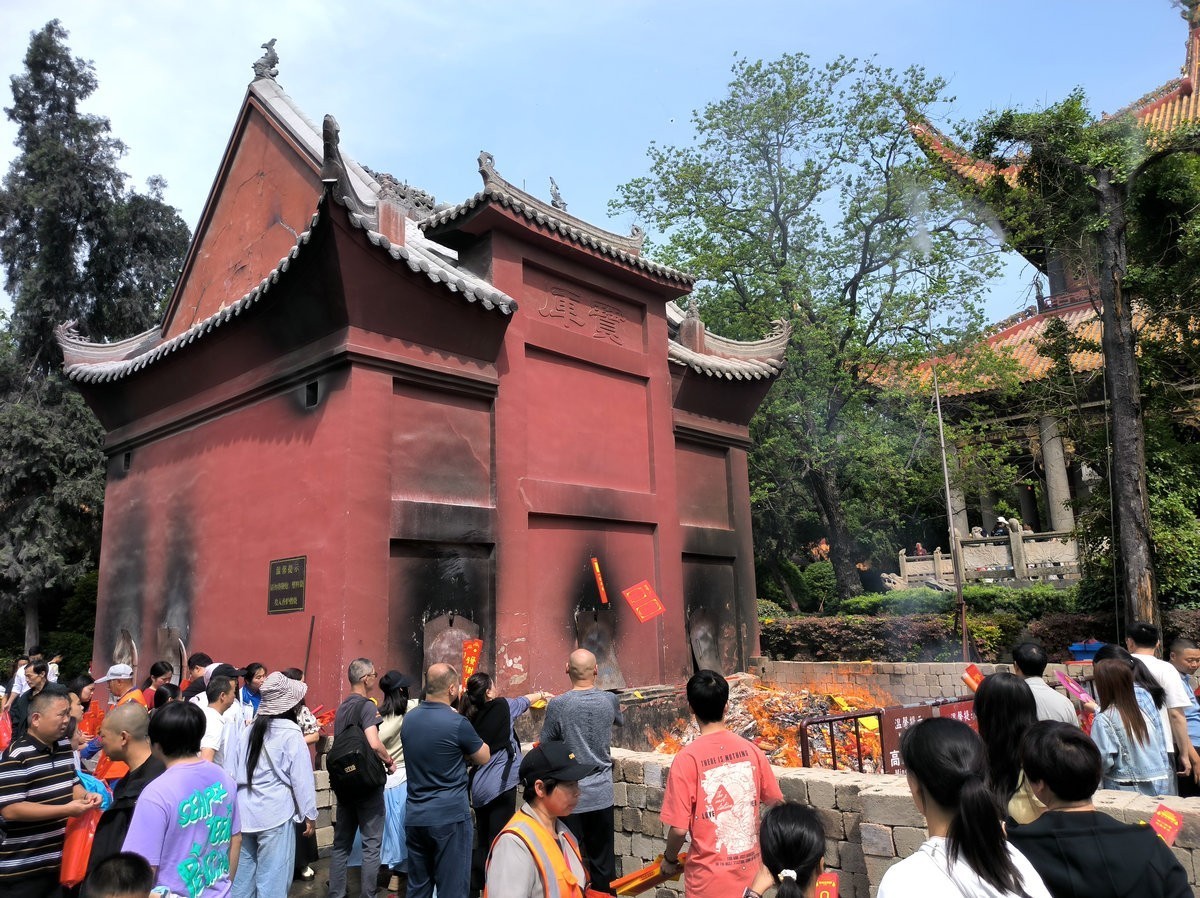 2025春夏之季 湘赣边（8）南岳大庙敬香