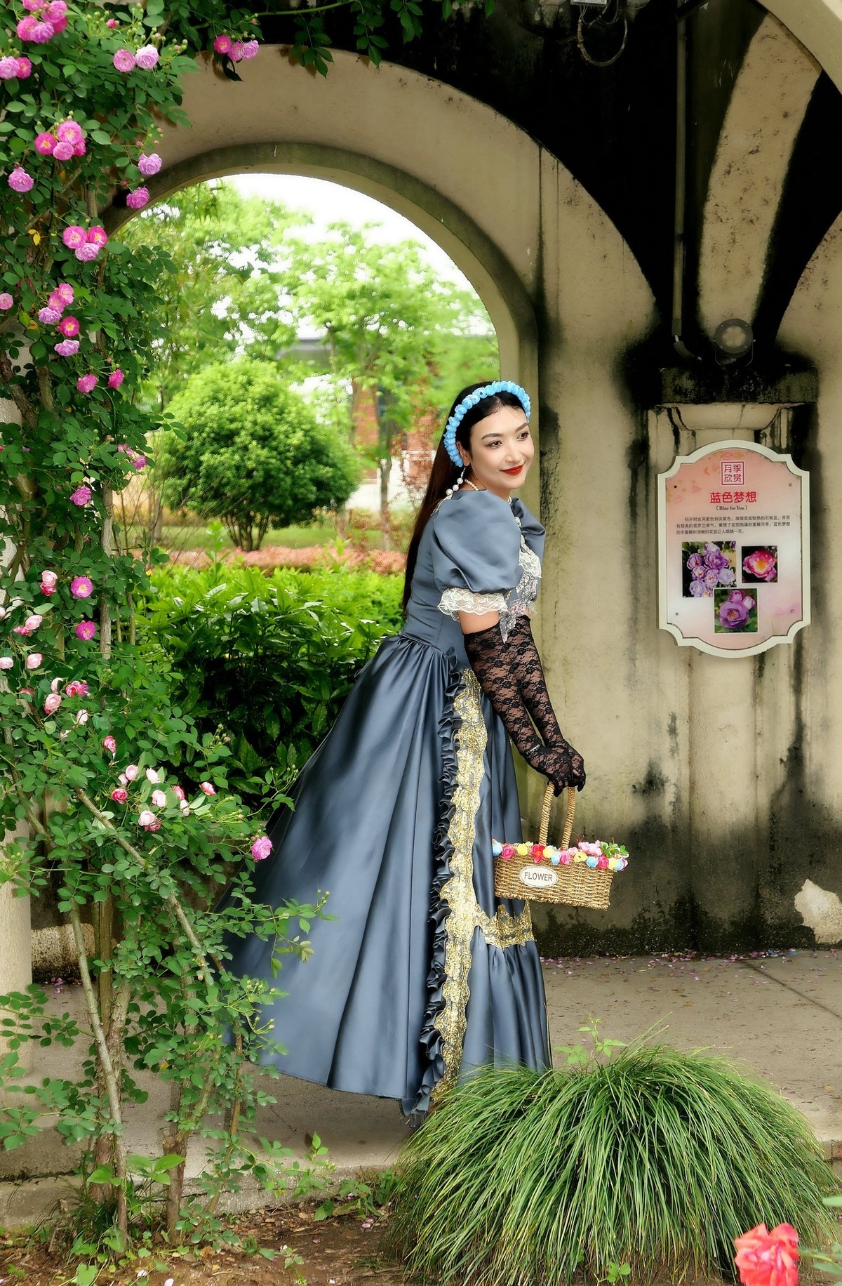 花园中的美女！